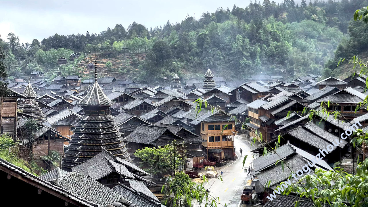 Huanggang Dong Village