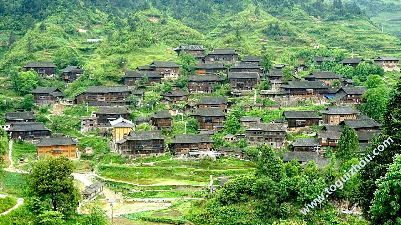Wudong Miao Village in Mount Leigong