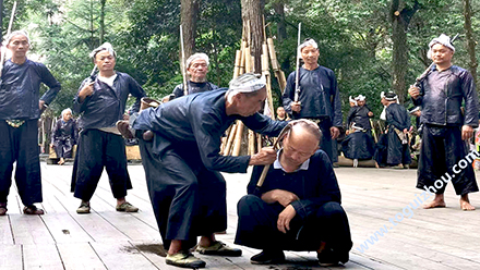 guizhou_basha_1.jpg guizhou_basha_1.jpg